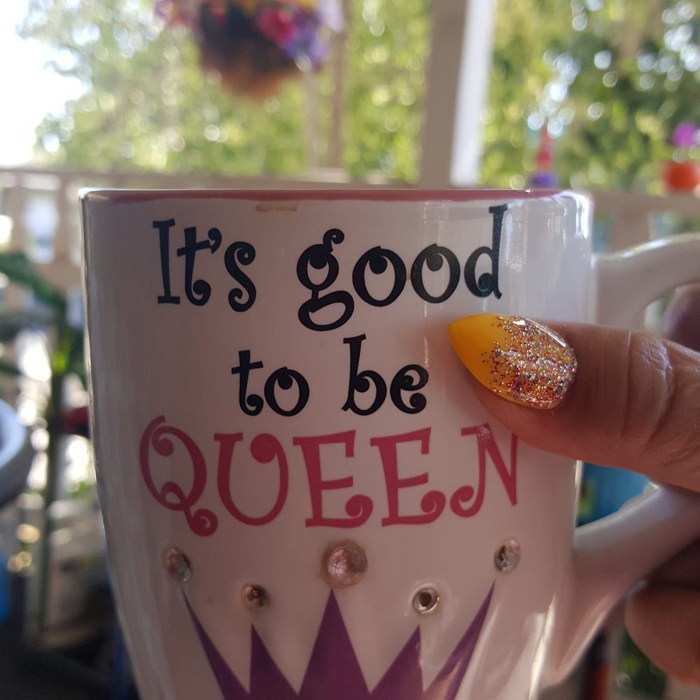 Meet your Posher, Monica